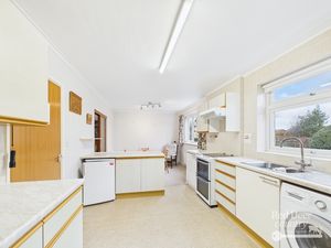 Kitchen/Dining Room- click for photo gallery